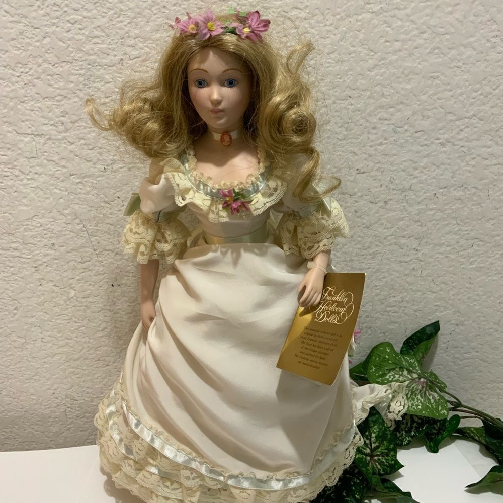 Franklin Heirloom Doll Amy Blue Eyes Ivory Dress Little Women Antebellum 17"
